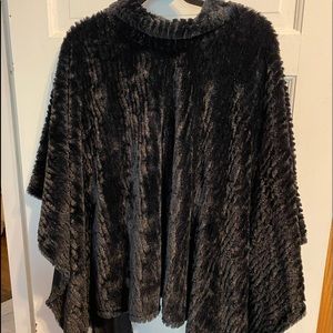 Gorgeous Faux Fur Black Poncho